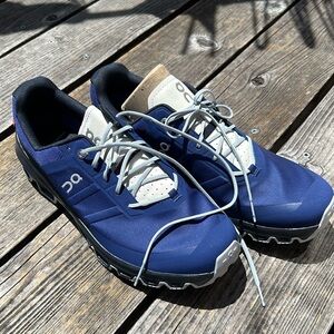 Cloudventure men’s sz 11.5 NWOT